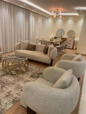 Luxury Apartment in Eastown